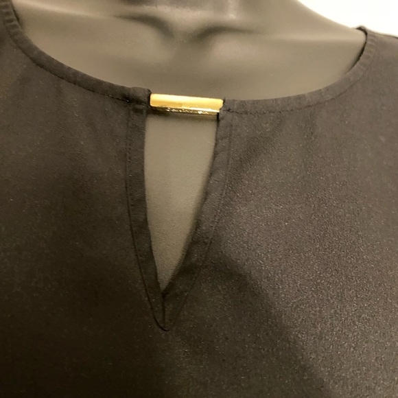 Calvin Klein Business Casual Short Sleeved Black Blouse - Picture 2 of 4